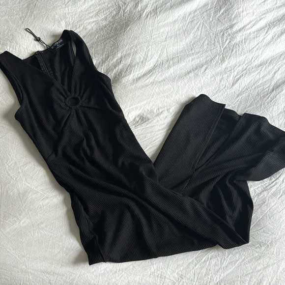 Revolve Black Midi Dress - Picture 3 of 6